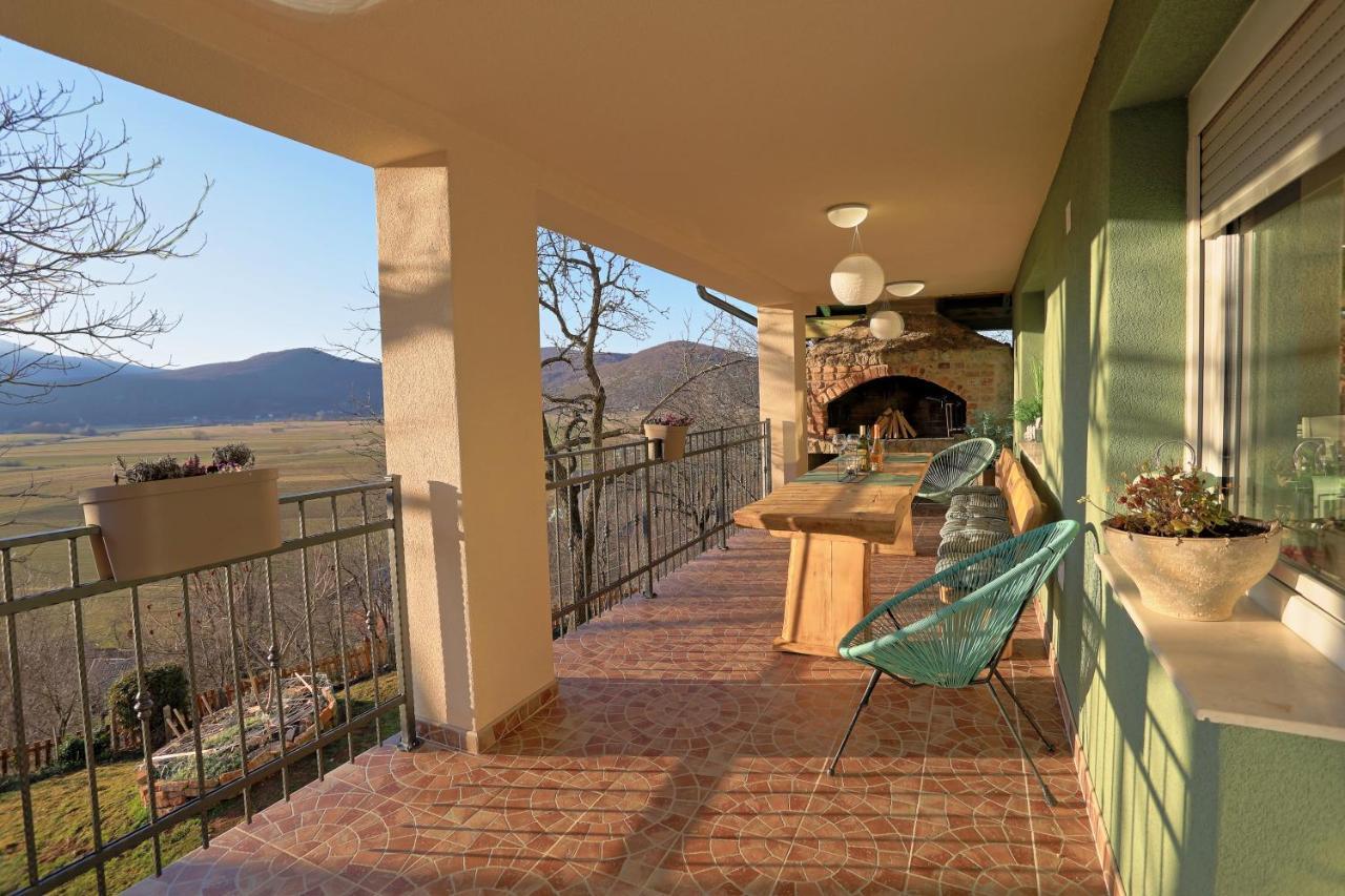 Luxury Apartman Alex With Sauna In The Village Otočac Buitenkant foto