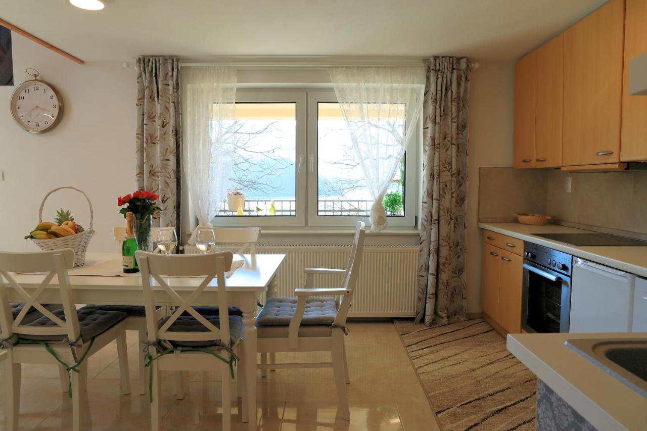 Luxury Apartman Alex With Sauna In The Village Otočac Buitenkant foto