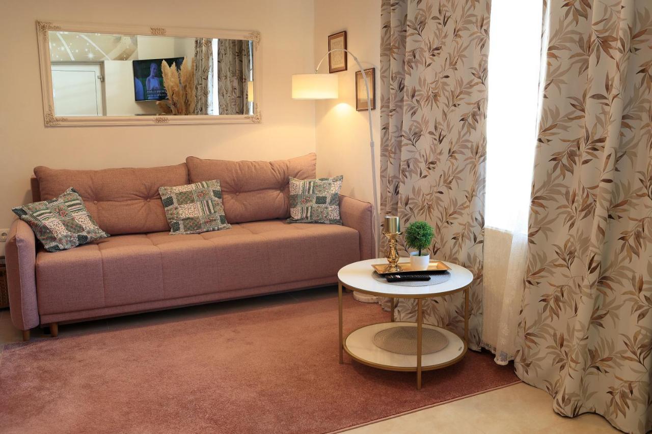 Luxury Apartman Alex With Sauna In The Village Otočac Buitenkant foto